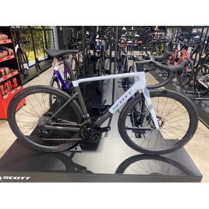 USATO SCOTT ADDICT  RC PRO M54