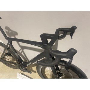 Used trek madone gen 8 slr 7 size 58 trek